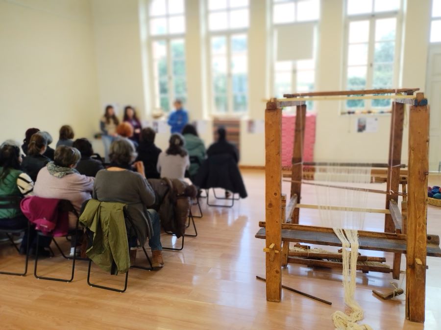 Το The Pokari Project και η Λένα, βρέθηκαν στους Παξούς και επισκεύασαν τον αργαλειό του Λαογραφικού Μουσείου Παξών